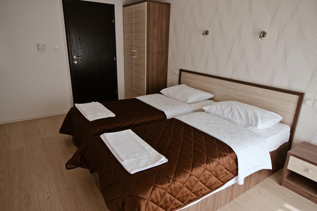 Hotel Lux เมจูโกเรีย ห้อง รูปภาพ