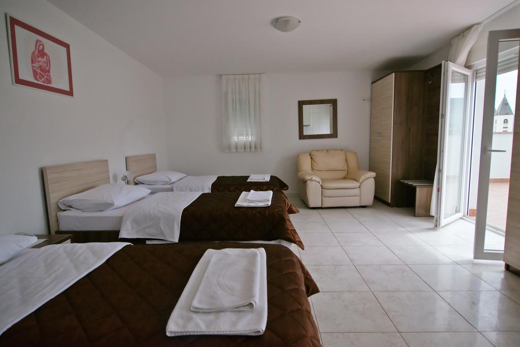 Hotel Lux เมจูโกเรีย ห้อง รูปภาพ